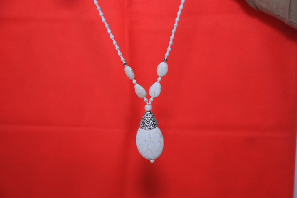 American  White Feroza Neckless Beautifull Hand Made  For Women